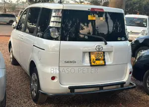 Toyota Sienta 1.5 AWD 2009 White