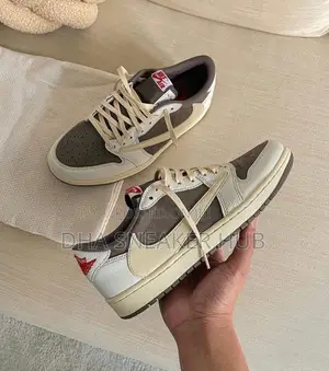 Air Jordan 1 Low “Mocha”