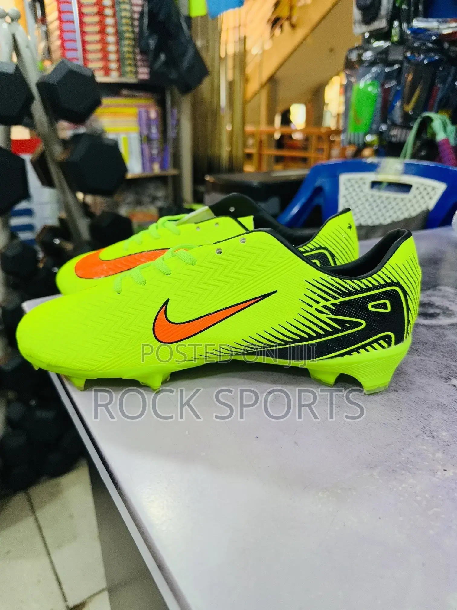 Football Shoes (Lemon Green)
