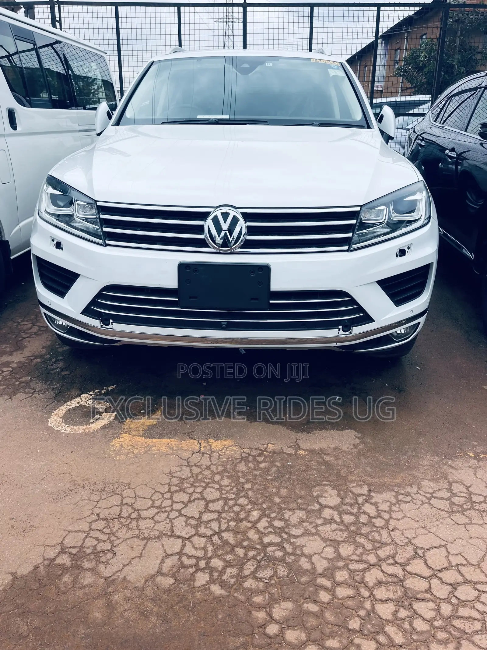 Volkswagen Touareg 2017 White