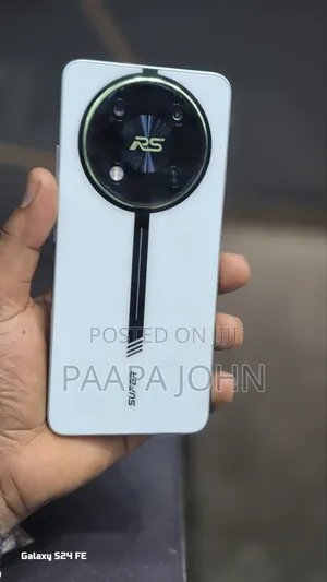 Photo - Itel RS4 256 GB