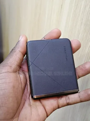 Tecno Phantom V Flip 5G 256 GB Black