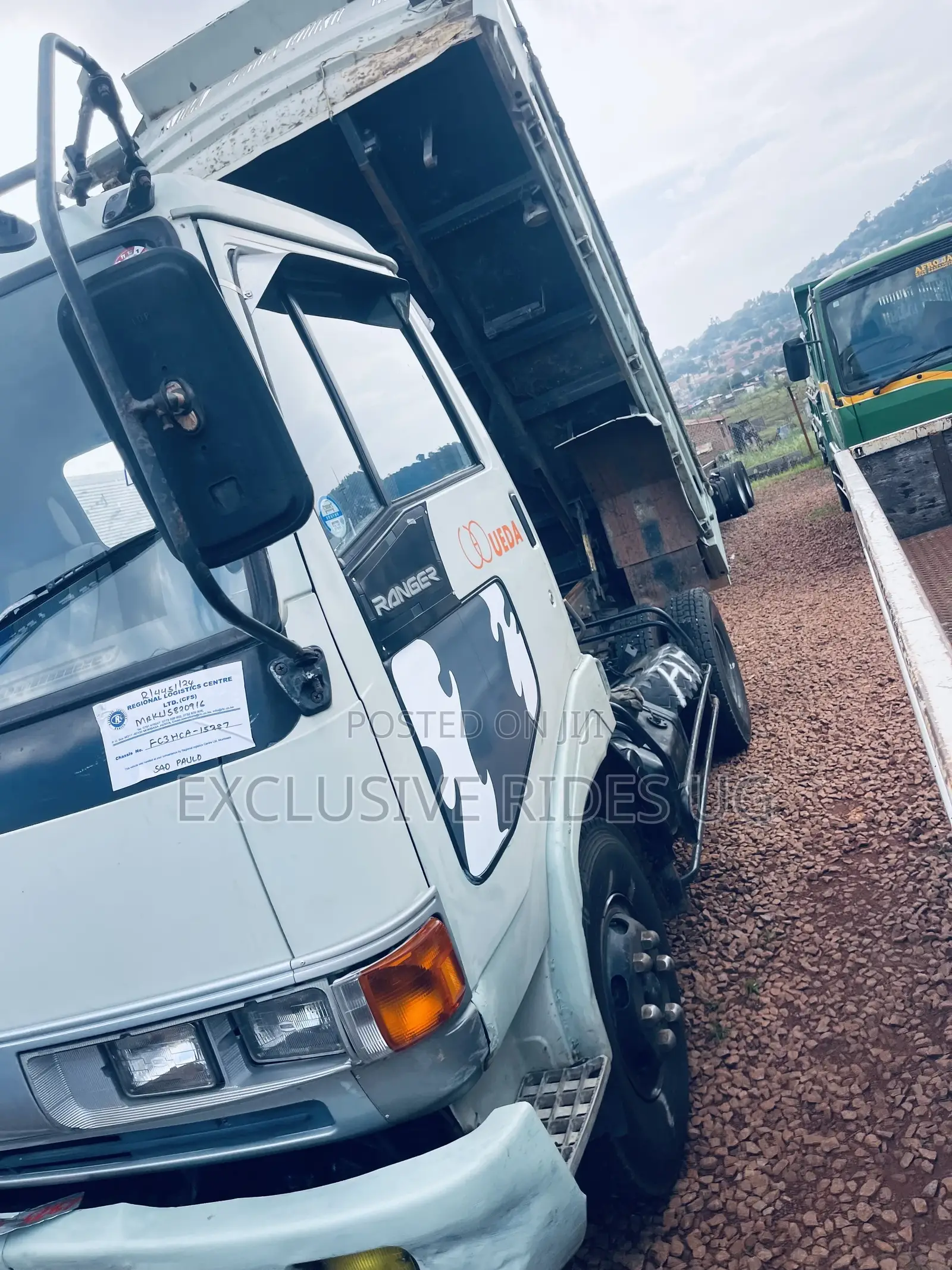 Hino Tipper. Double Light