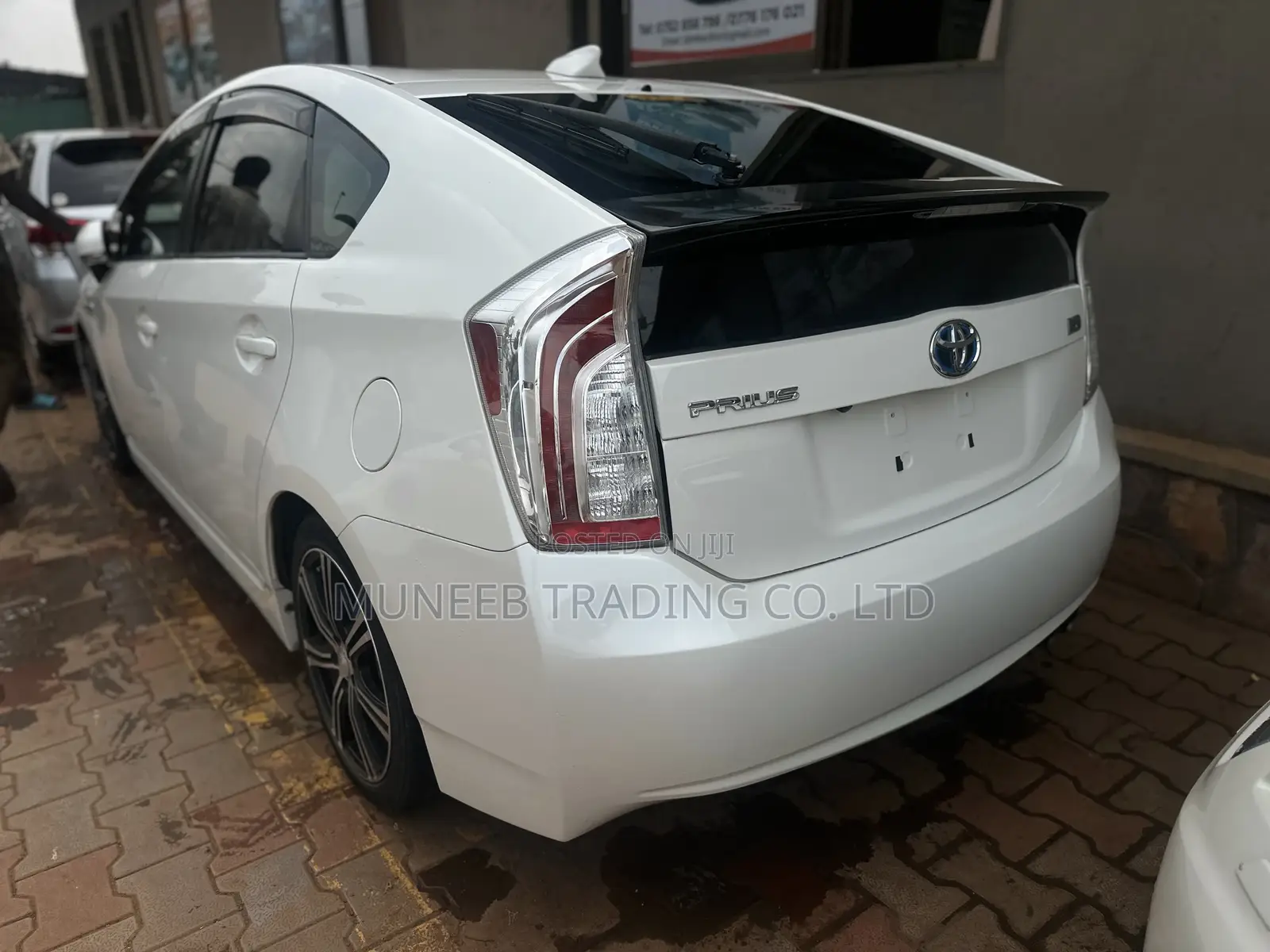 Toyota Prius 2012 White