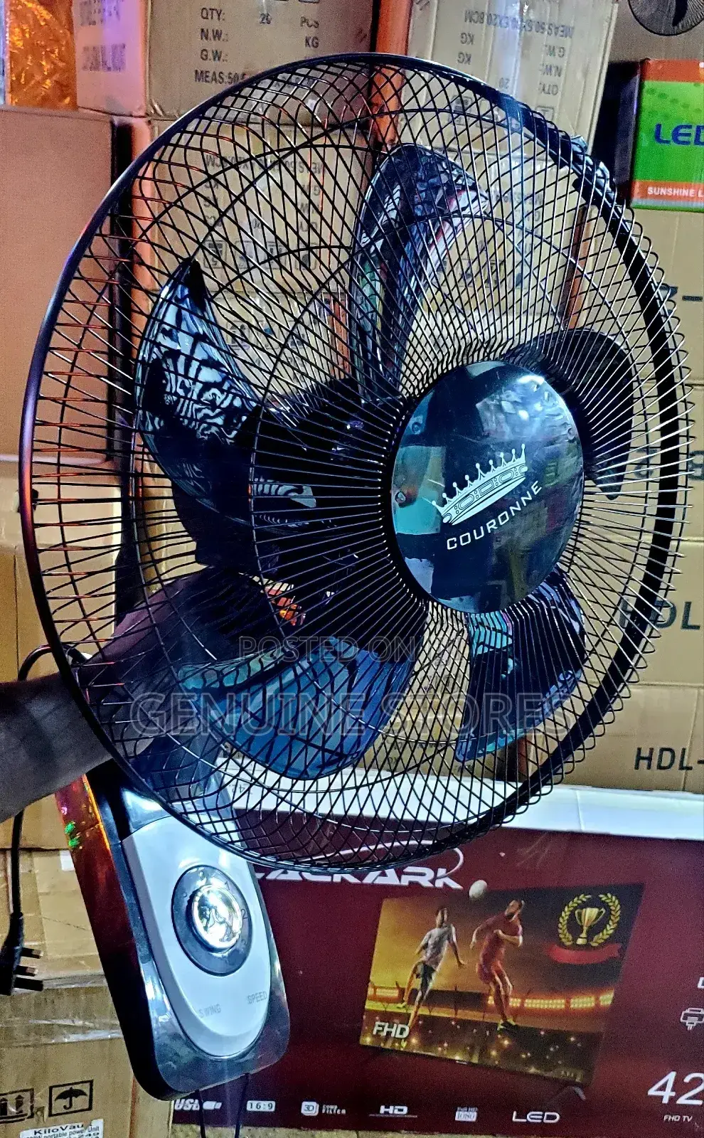 Couronne Wall Fan