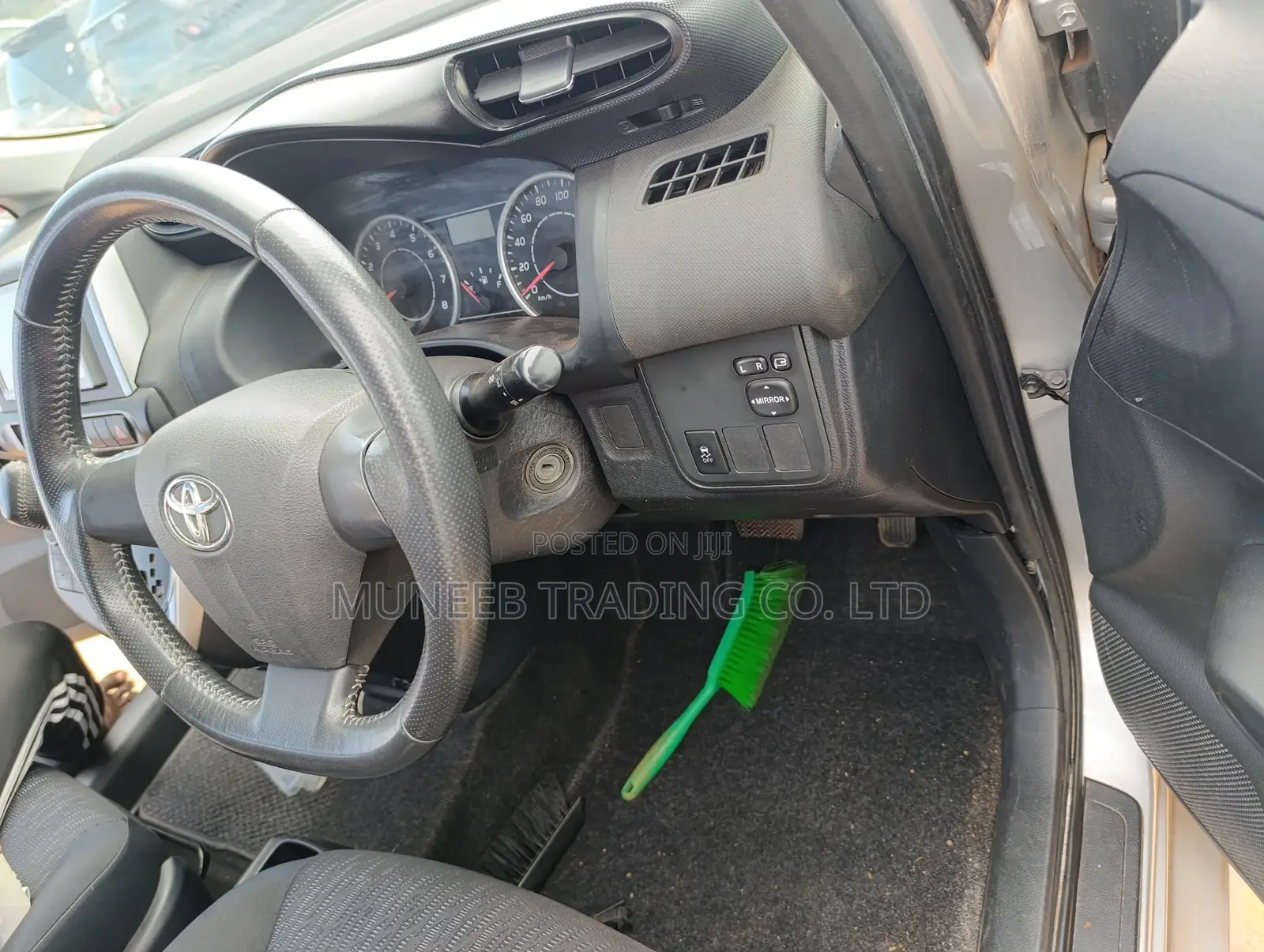 Toyota Wish 2010 Silver