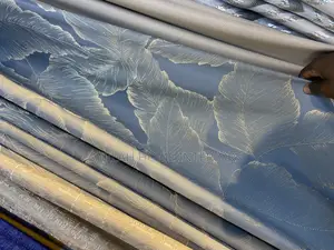 Quality Curtain With Feather Design Per Ready Meter