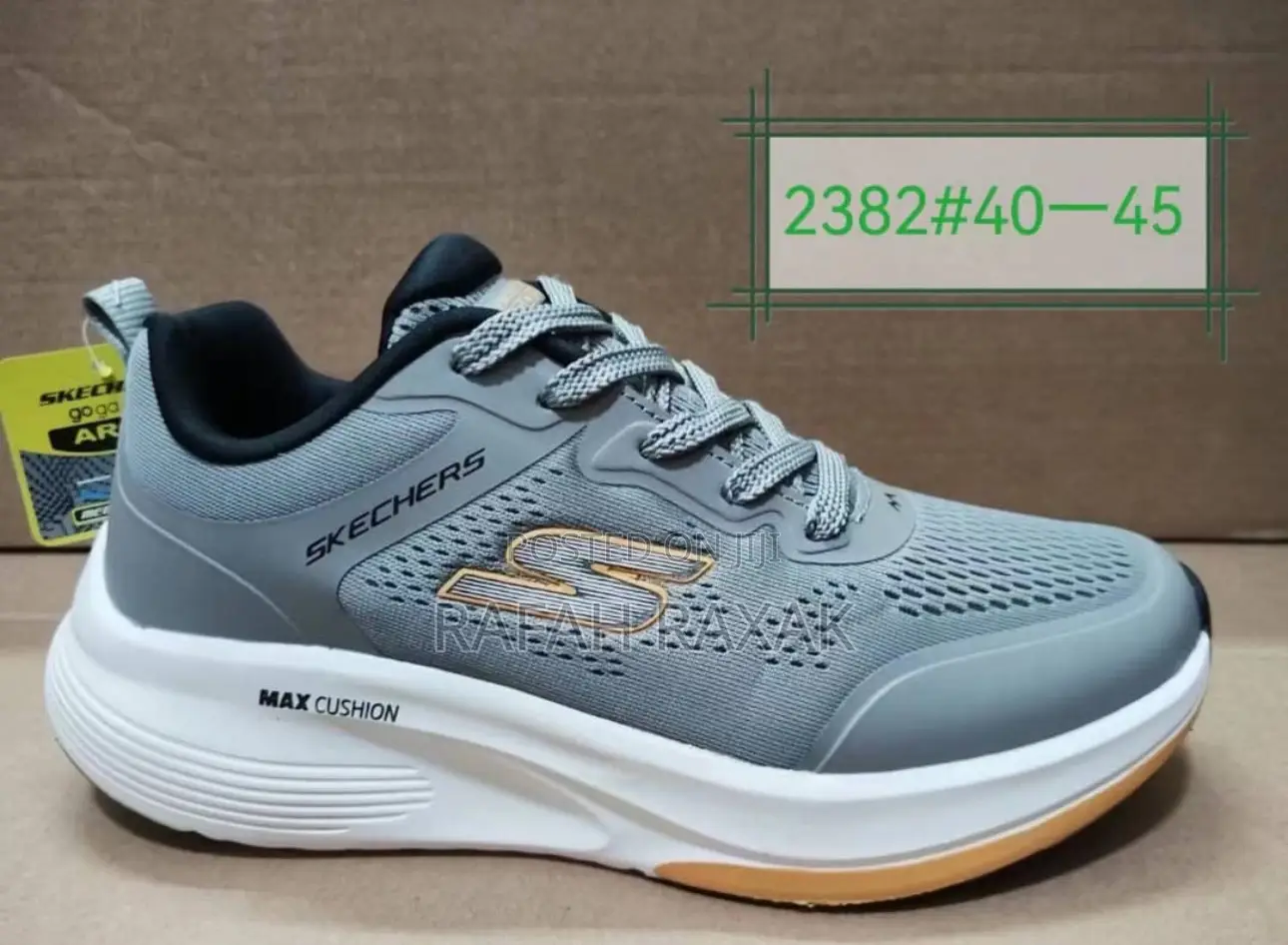 Original Skechers Go Run Max Cushion Sneakers