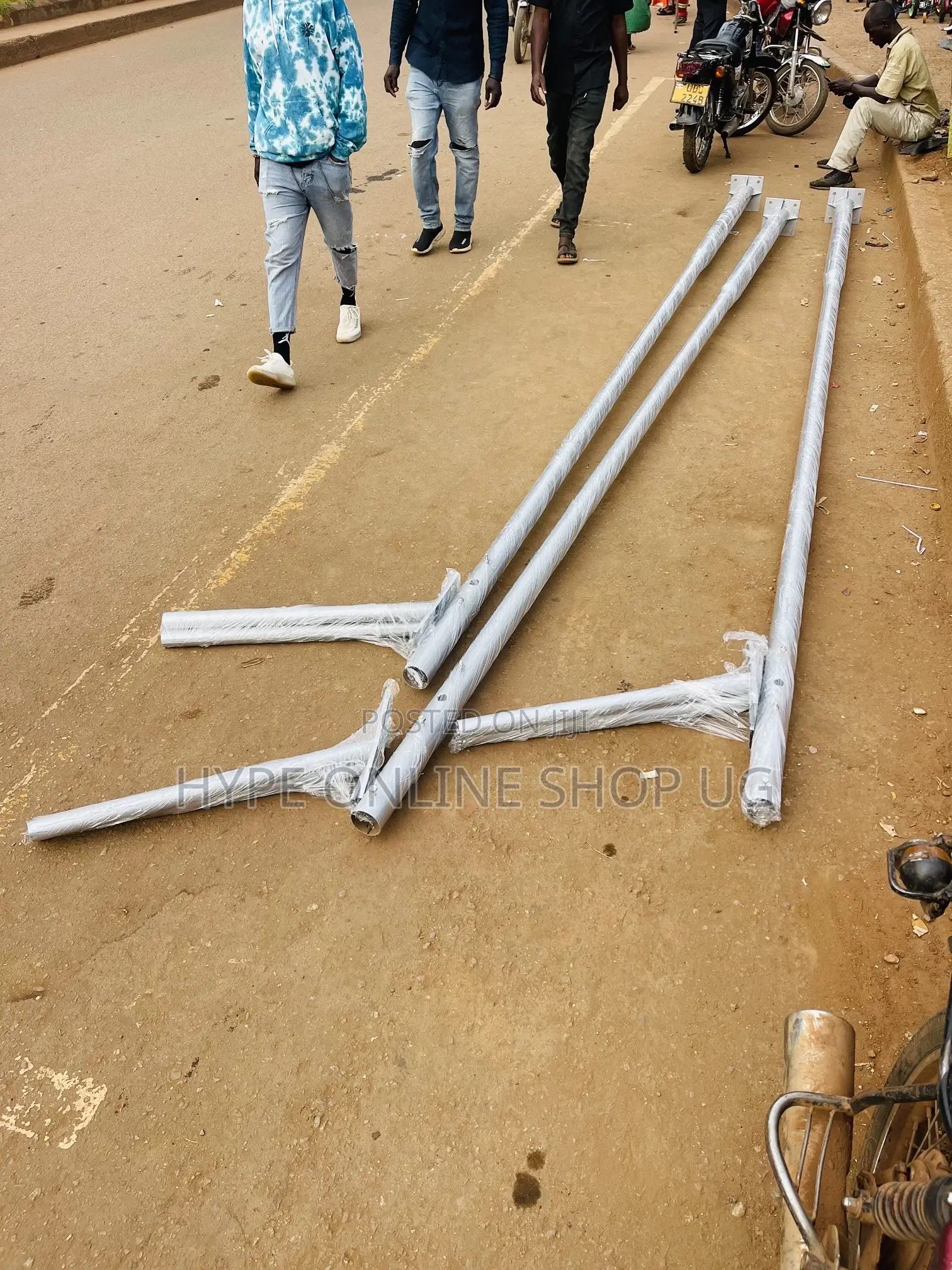 Sleep in Lights Solar Poles