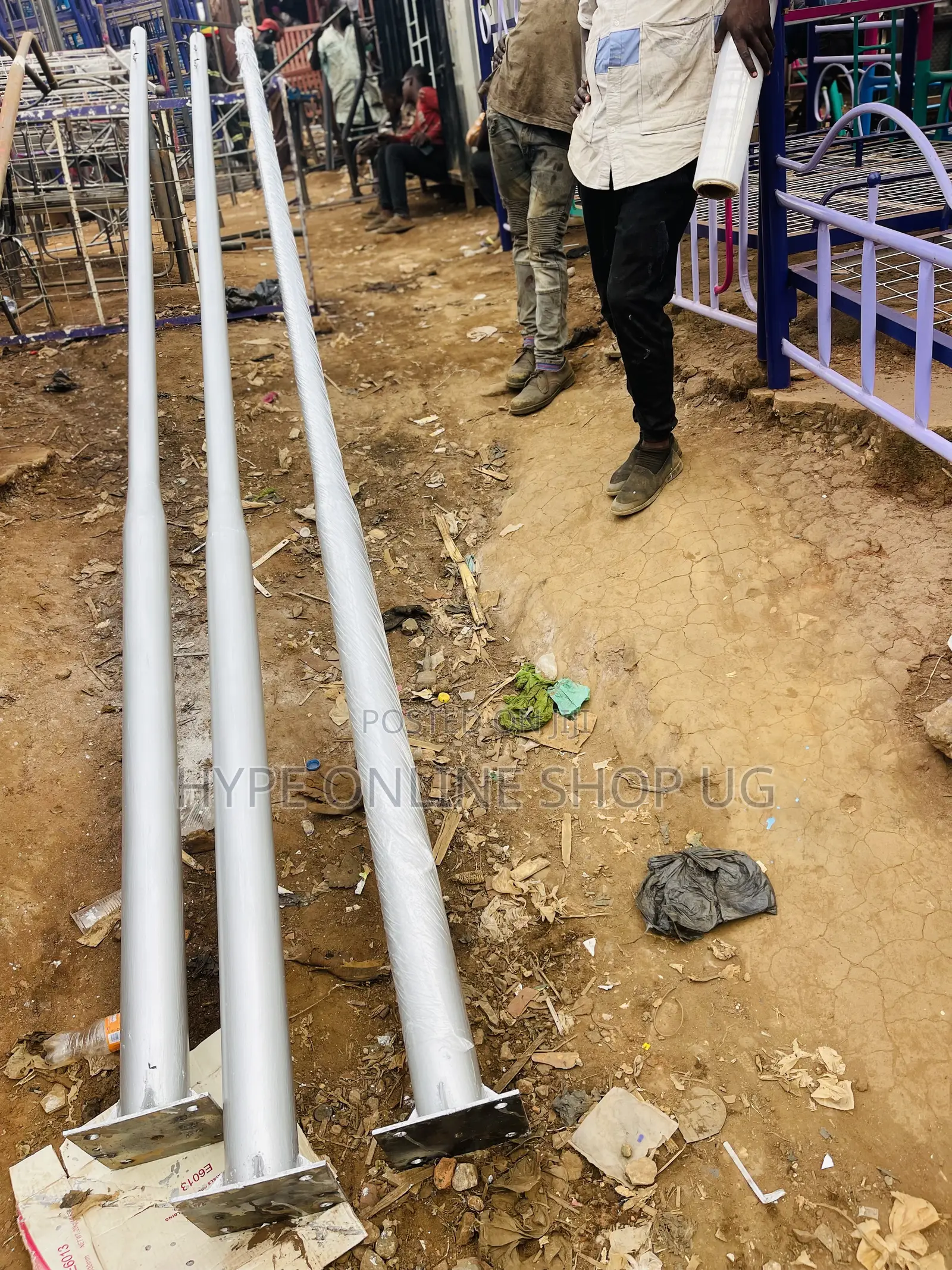 Kampala Quality Adjustable Solar Poles