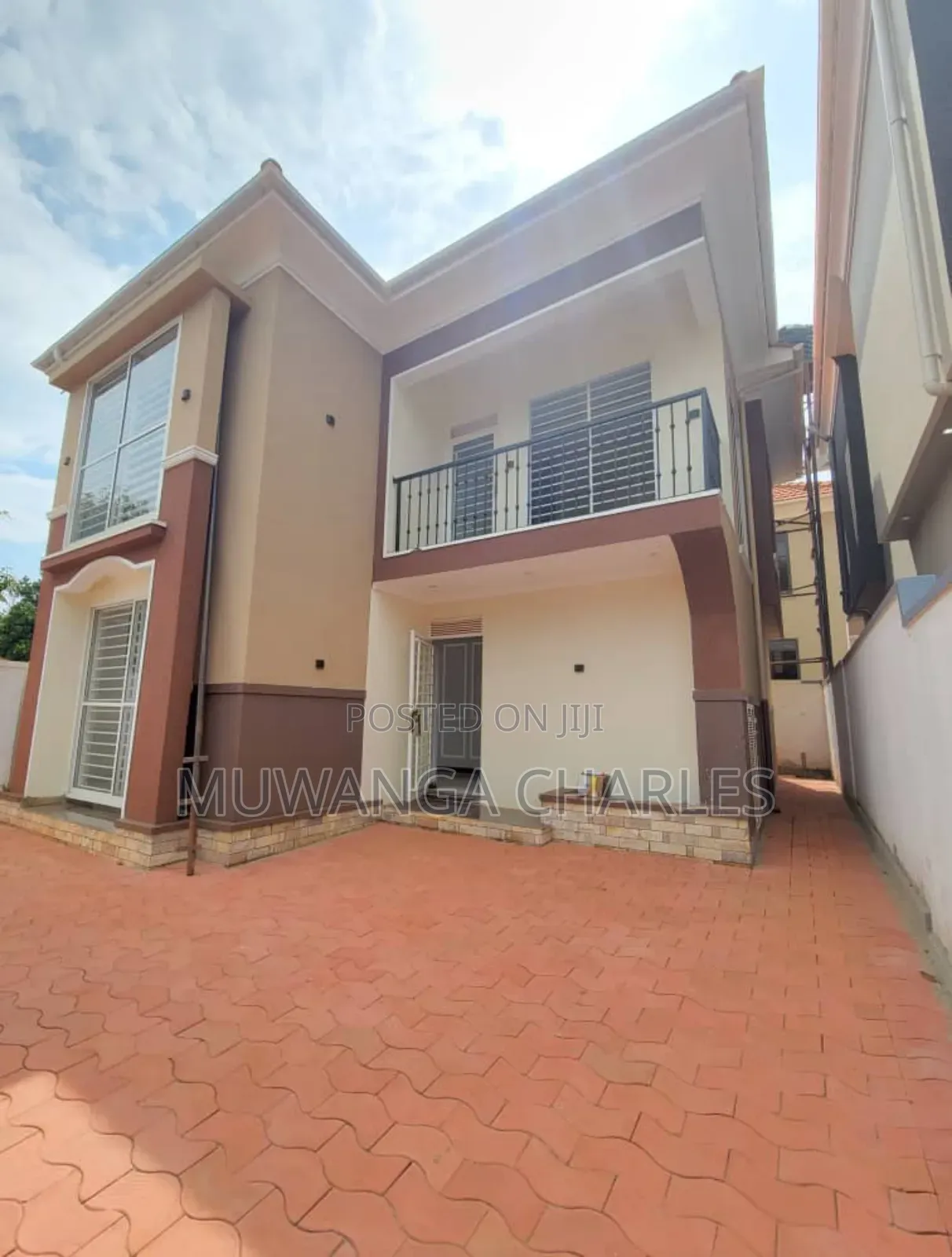 4bdrm Duplex in Fs Properties Ltd, Division A for sale