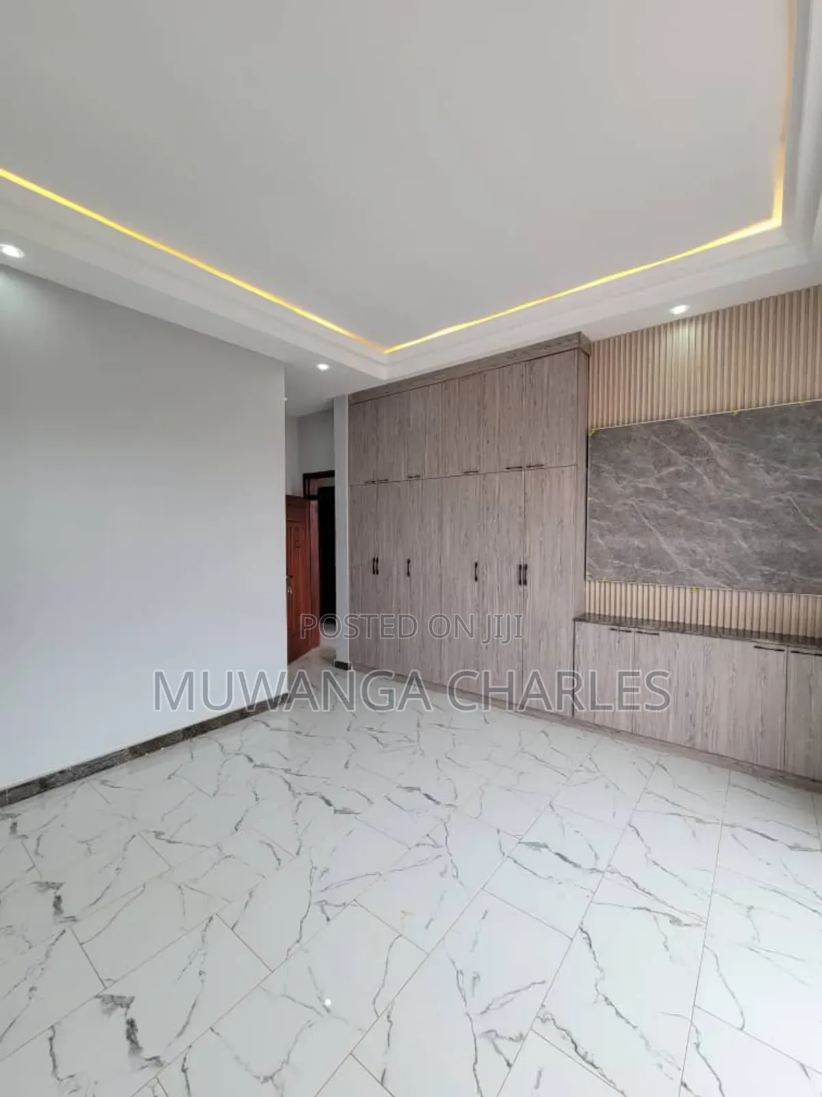 4bdrm Duplex in Fs Properties Ltd, Division A for sale