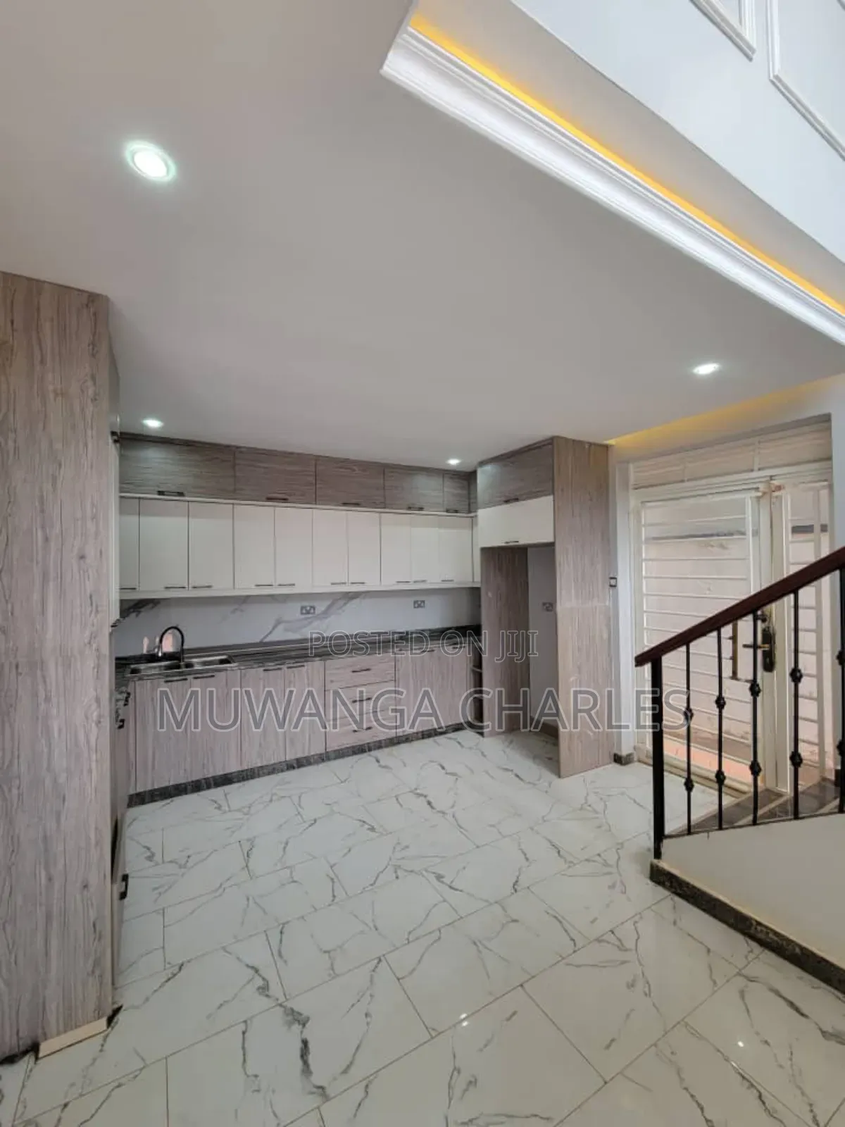 4bdrm Duplex in Fs Properties Ltd, Division A for sale