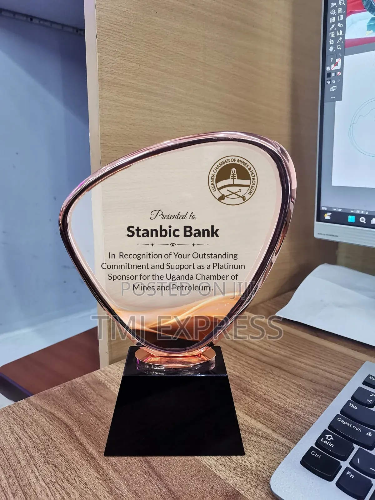 Glass Plaques or Awards