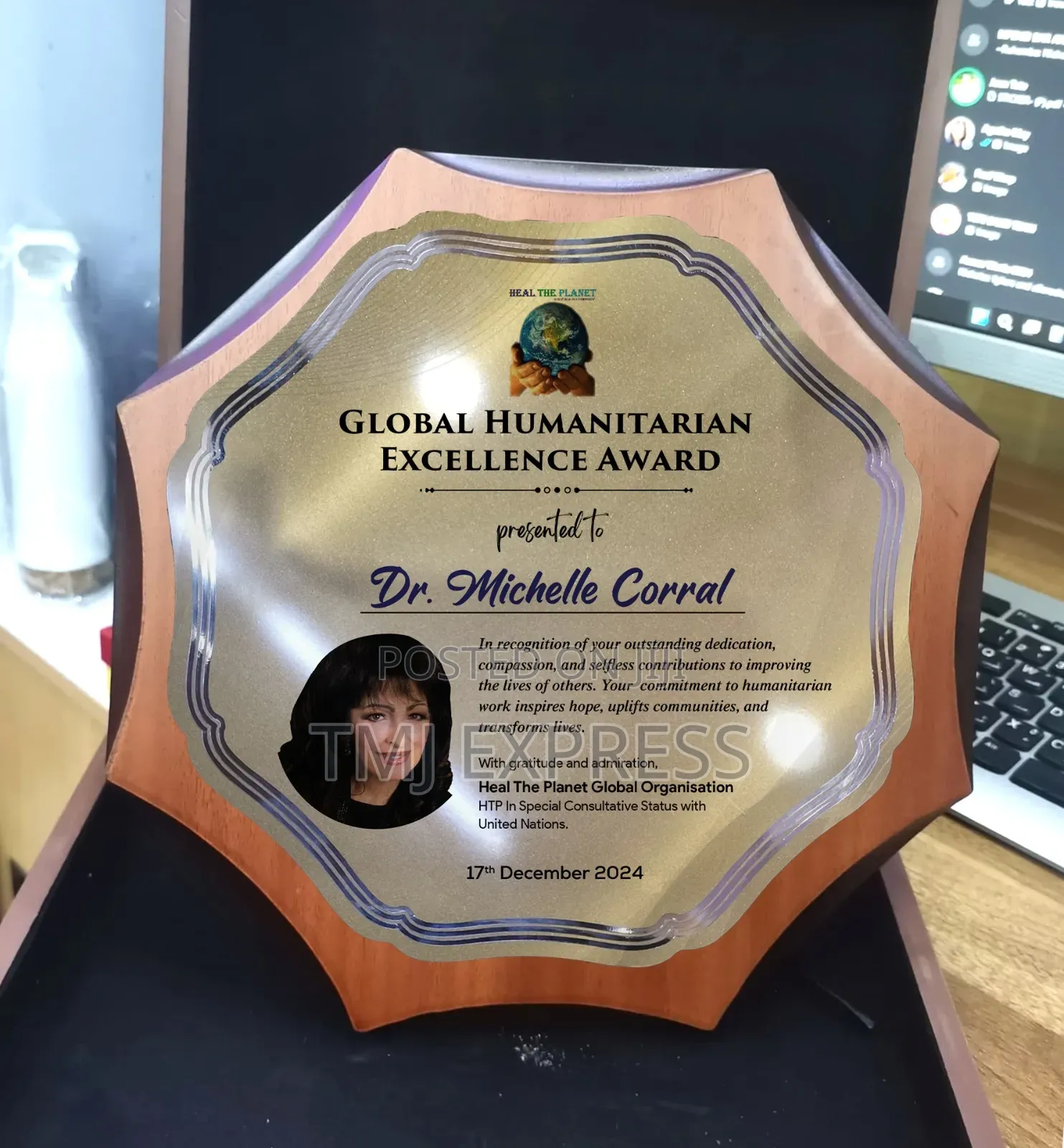 Glass Plaques or Awards