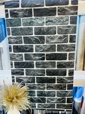 White en Grey Wallpaper