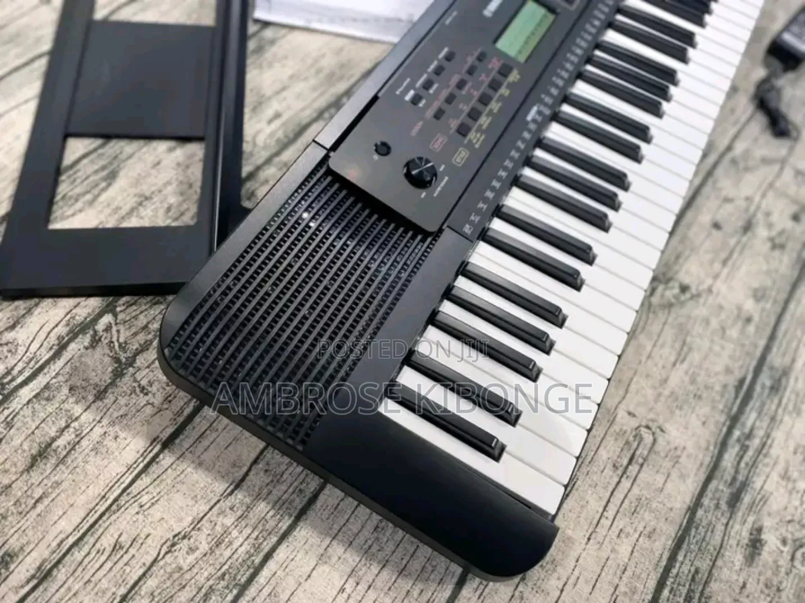 Classic Sound Yamaha PSR E273 Electronic 61 Piano Keyboard