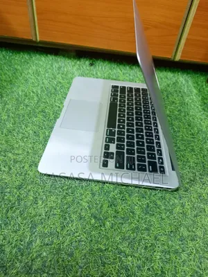 Laptop Apple MacBook Air 8GB Intel Core I5 SSD 128GB