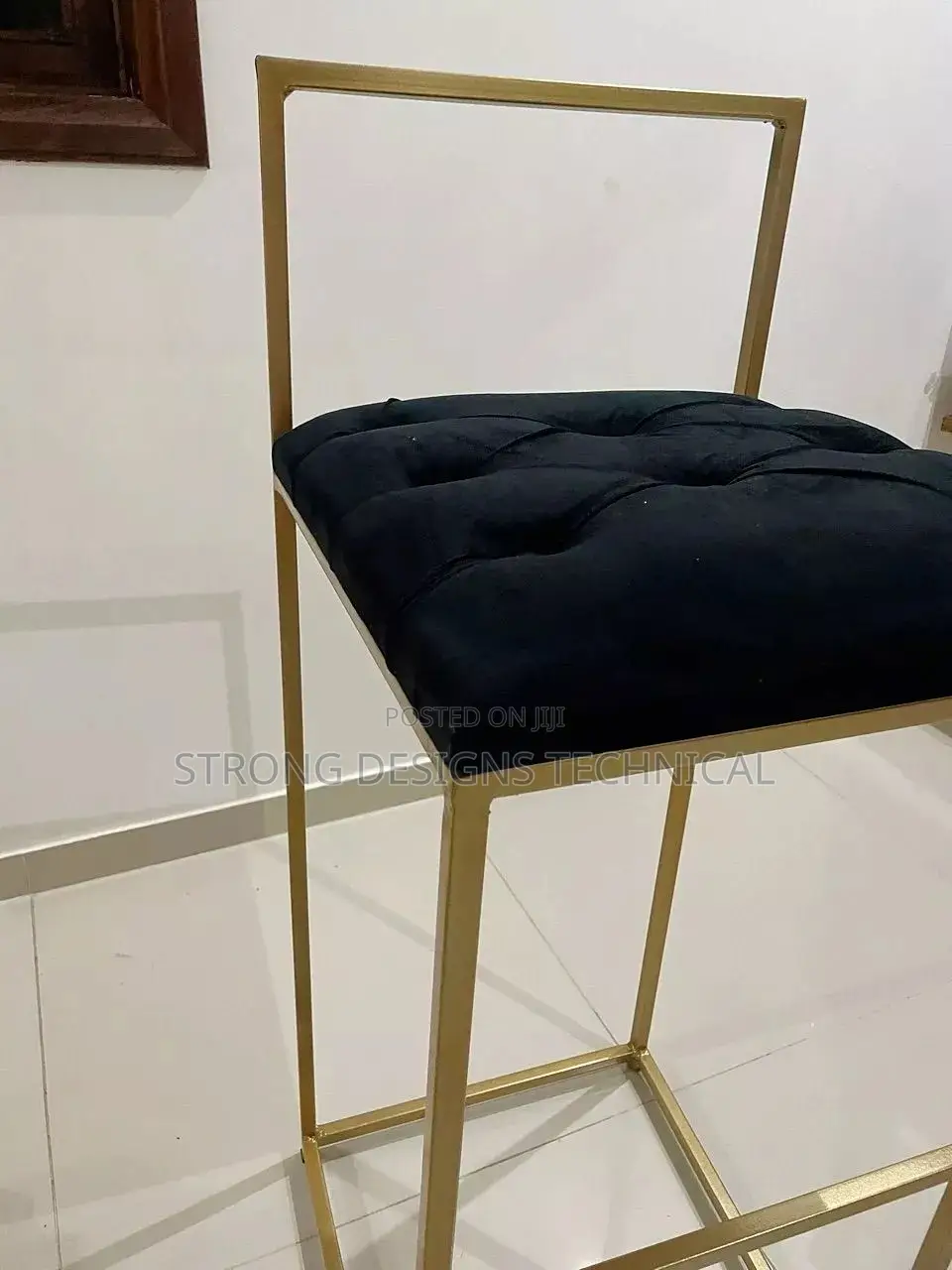 Bar / Counter Stool. Dining Chair.