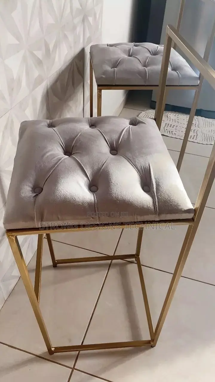 Bar / Counter Stool. Dining Chair.
