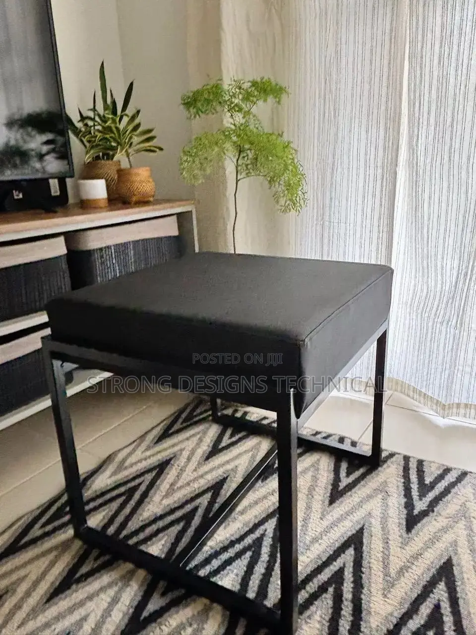 Metallic Stool/ Chair for Receptions/Salons/ Boutiques,Home