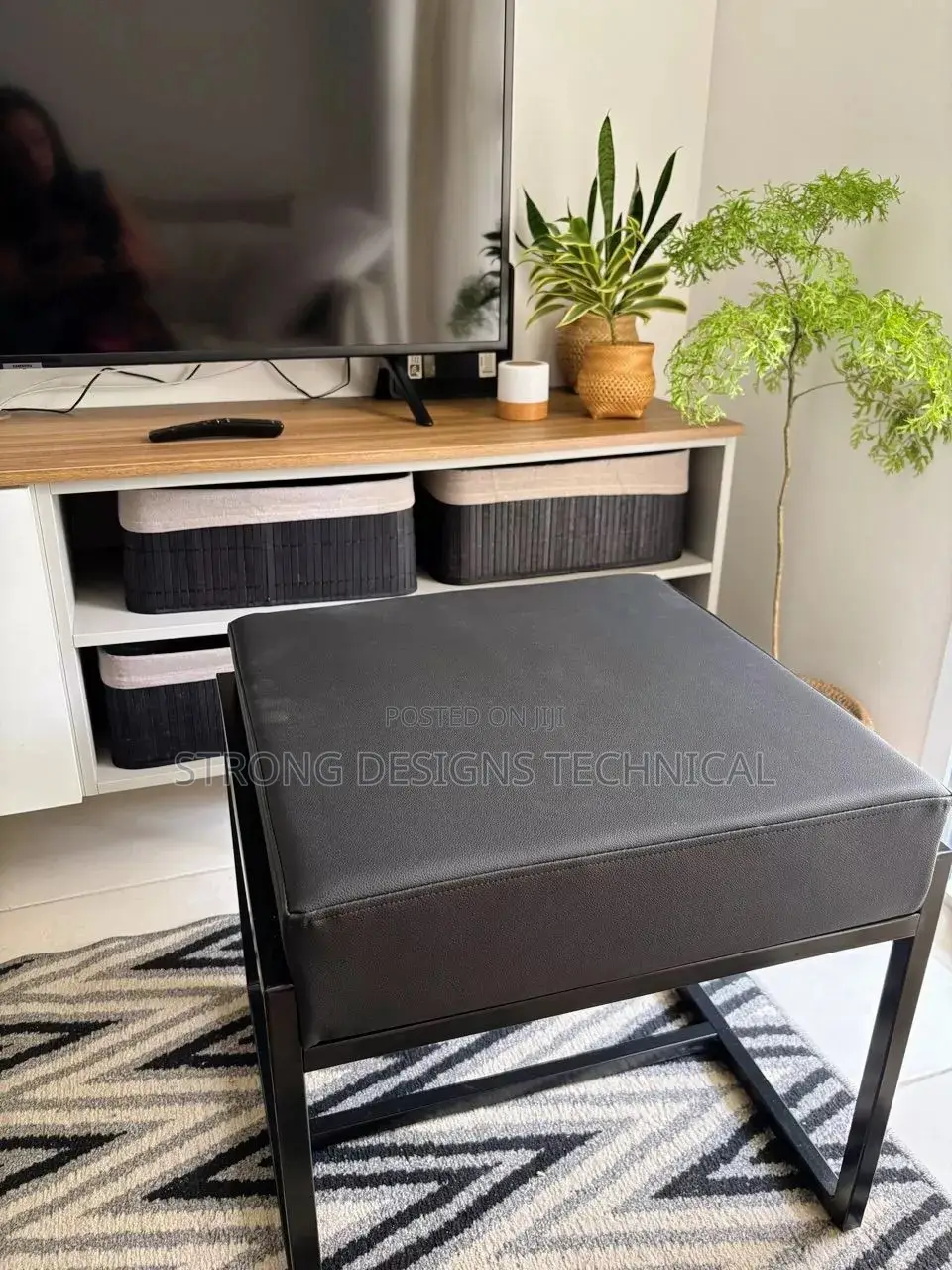 Metallic Stool/ Chair for Receptions/Salons/ Boutiques,Home