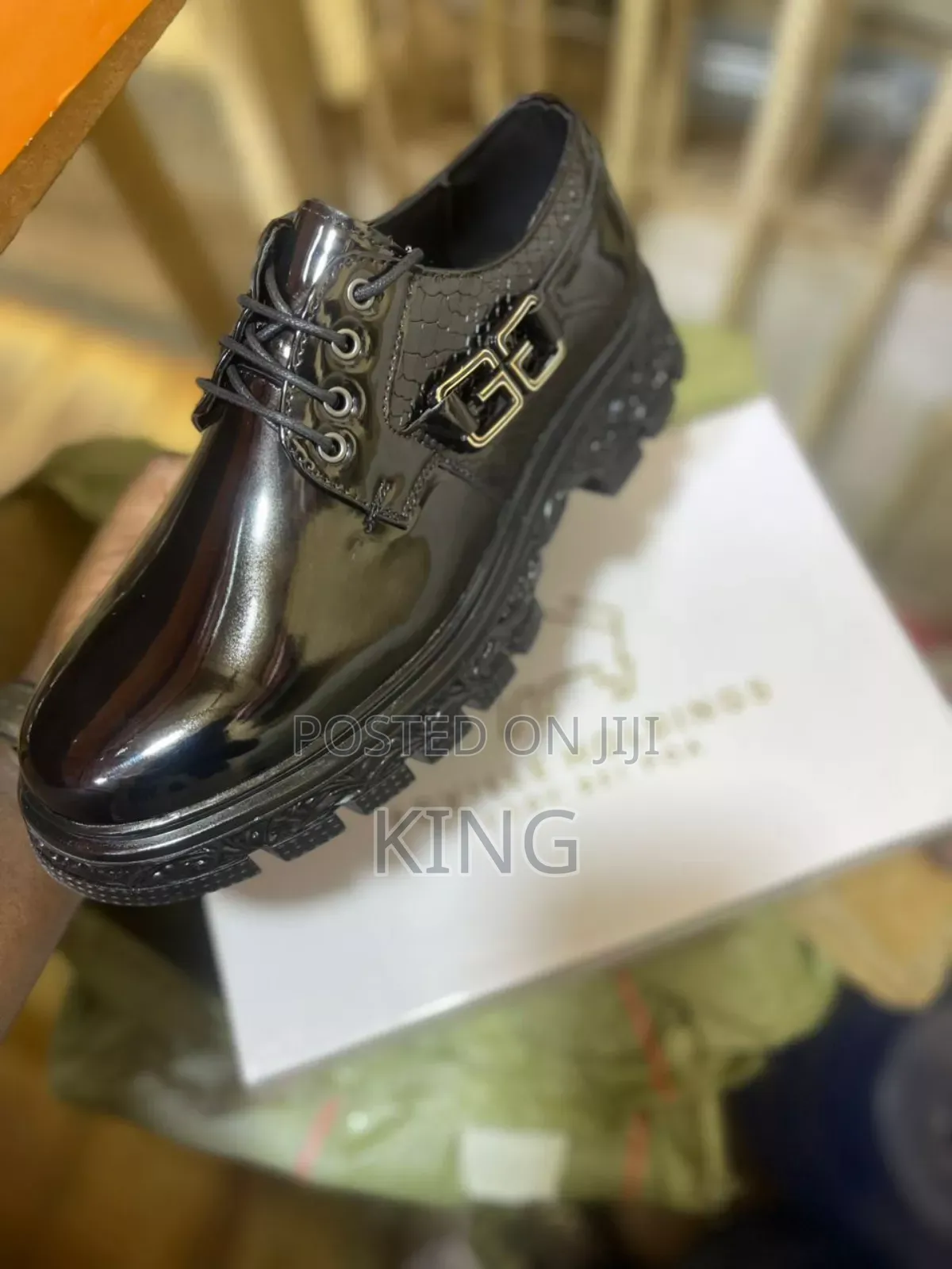 Factual Shinny Black Shoes