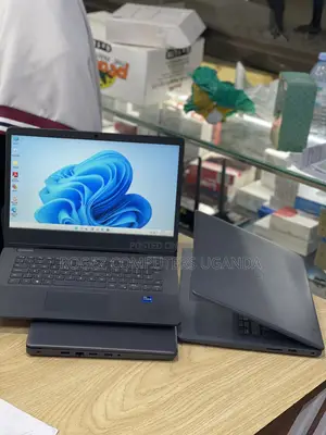 New Laptop Dell Vostro 3400 8GB Intel Core I7 HDD 1T
