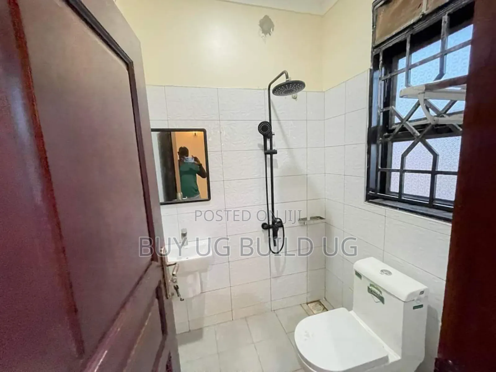 2bdrm Apartment in Kira for rent