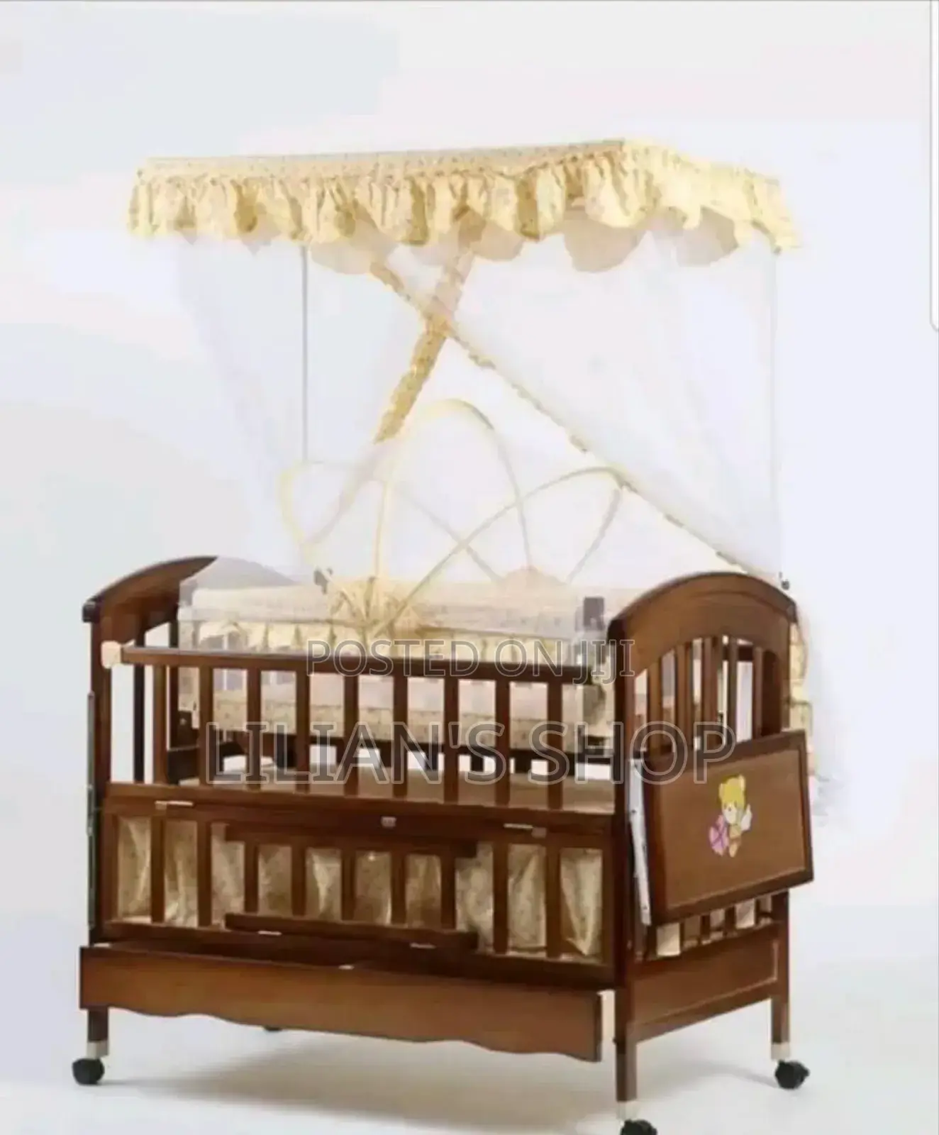 Wooden Baby Cot With Wheels and Mosquito Net