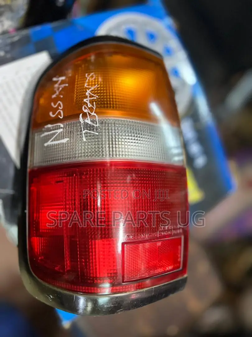 Nissan Terano Rearlamp