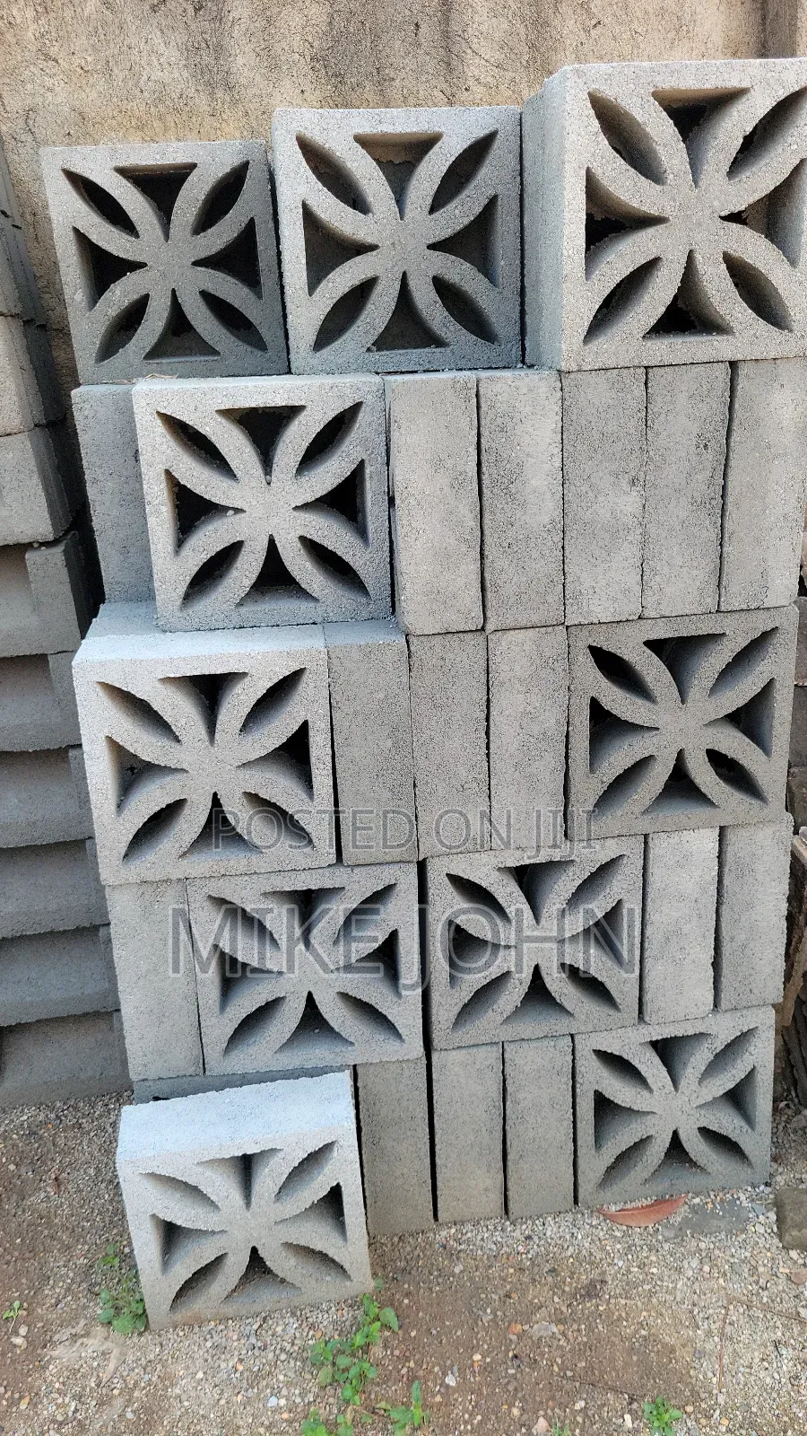 Pompeys/ Louvers/ Vents