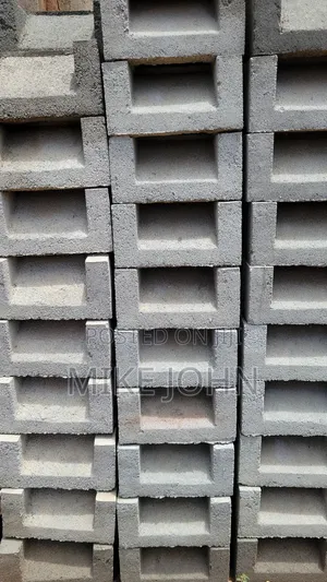 Pompeys/ Louvers/ Vents