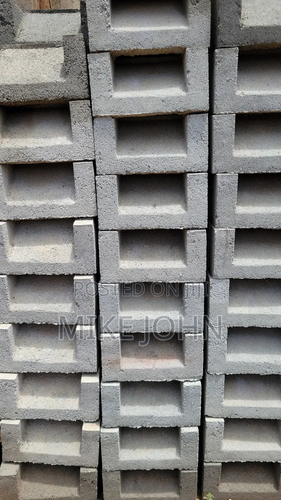 Pompeys/ Louvers/ Vents