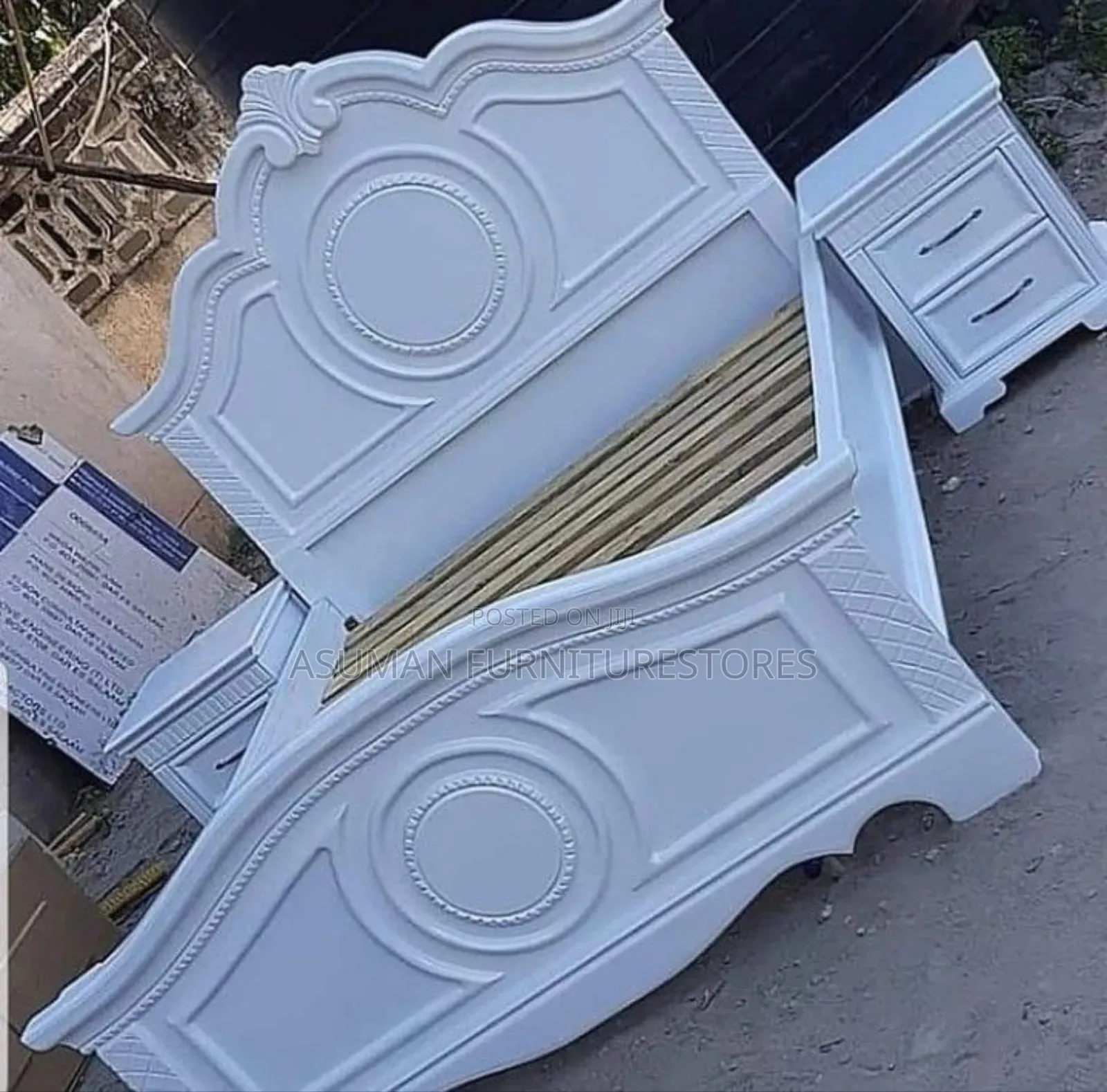 Modern 5x6ft Wood Bed Call Us On