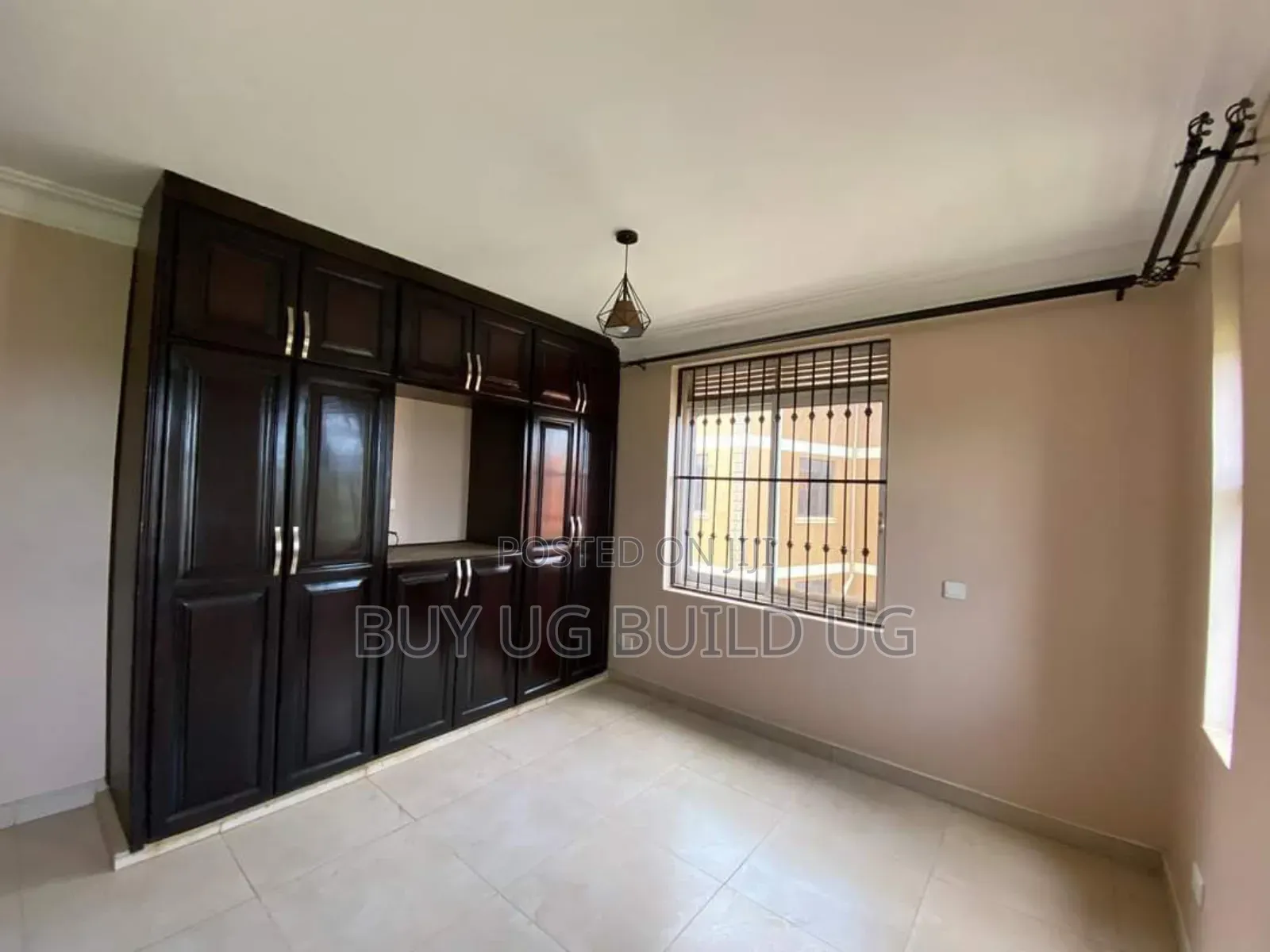 3bdrm Apartment in Kira for rent