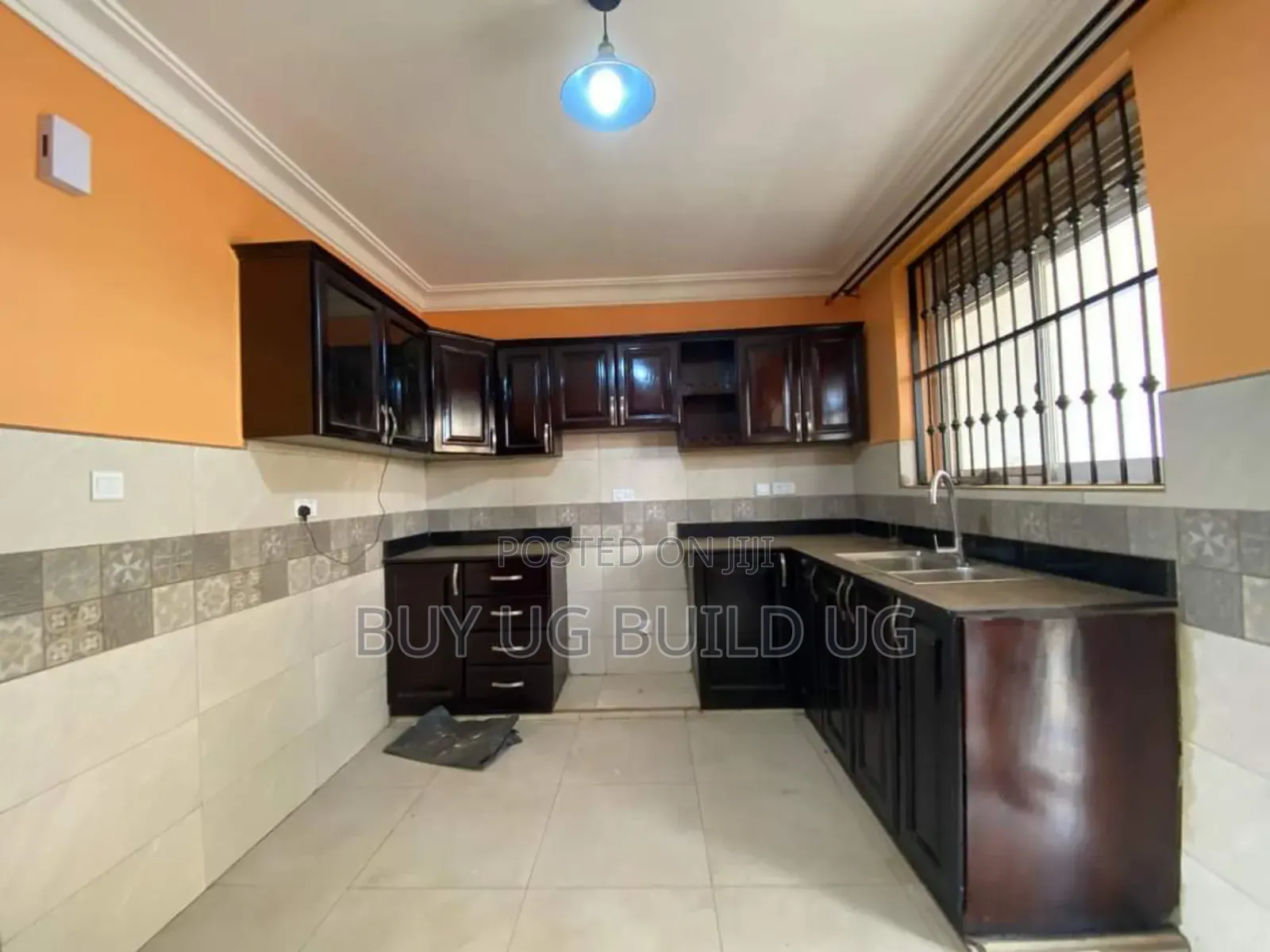 3bdrm Apartment in Kira for rent