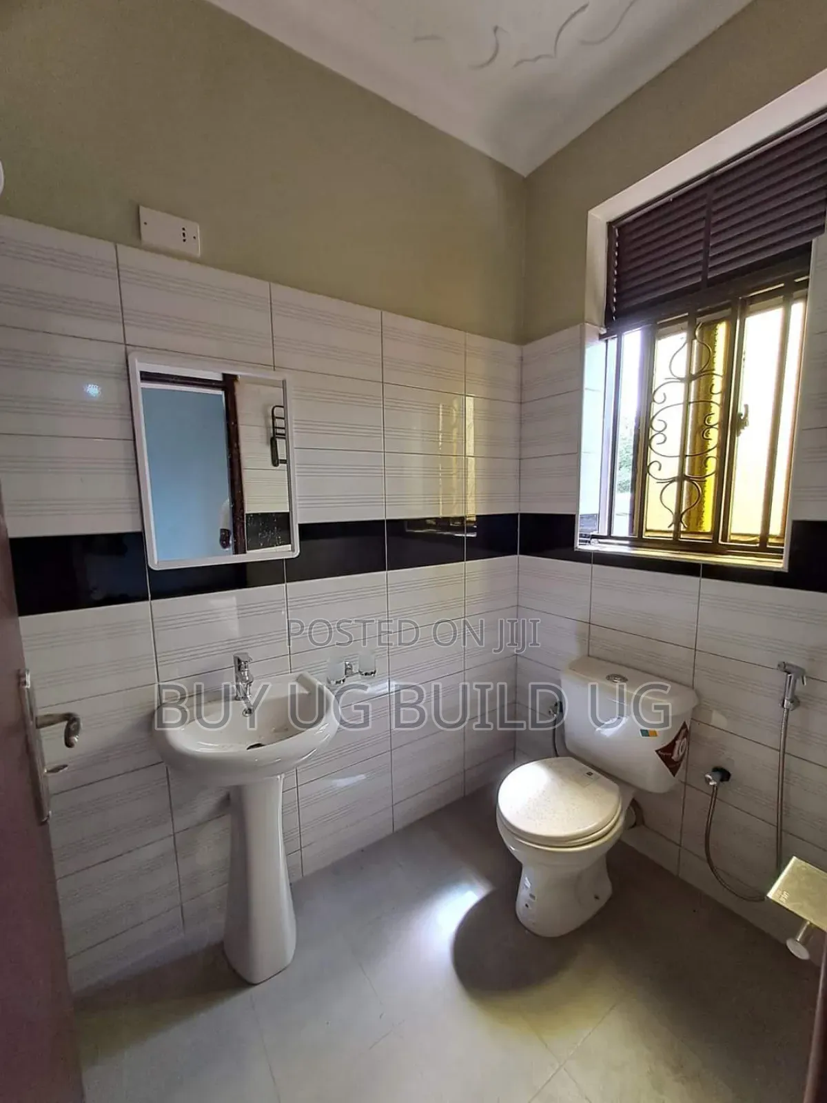 2bdrm Apartment in Kira for rent