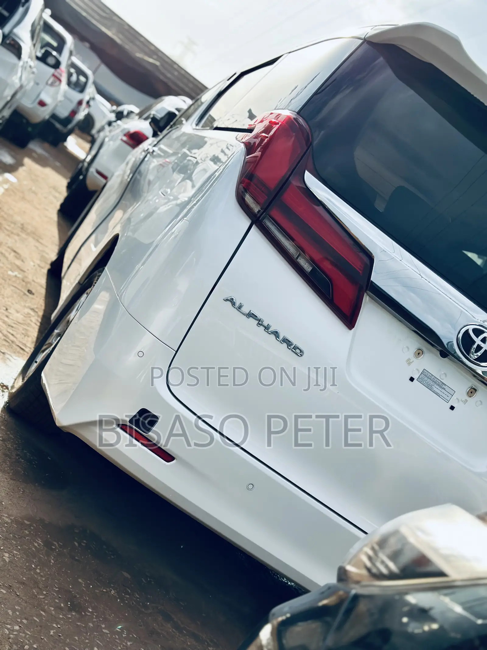 Toyota Alphard 2.5 Petrol FWD 2019 White