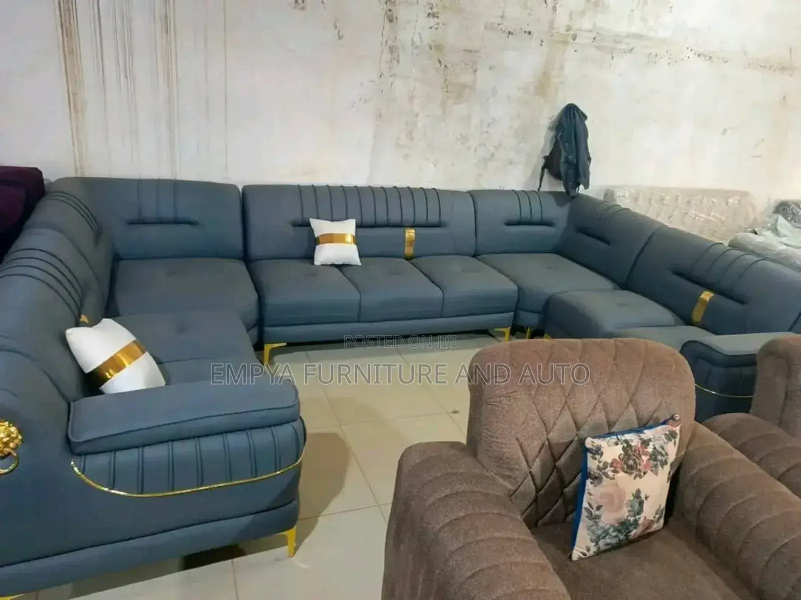 Wiz Sofa Set