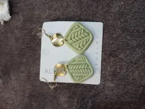 Dangling Earring