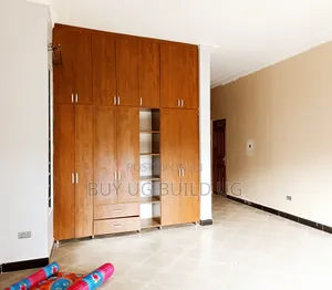 3bdrm Bungalow in Kira for rent