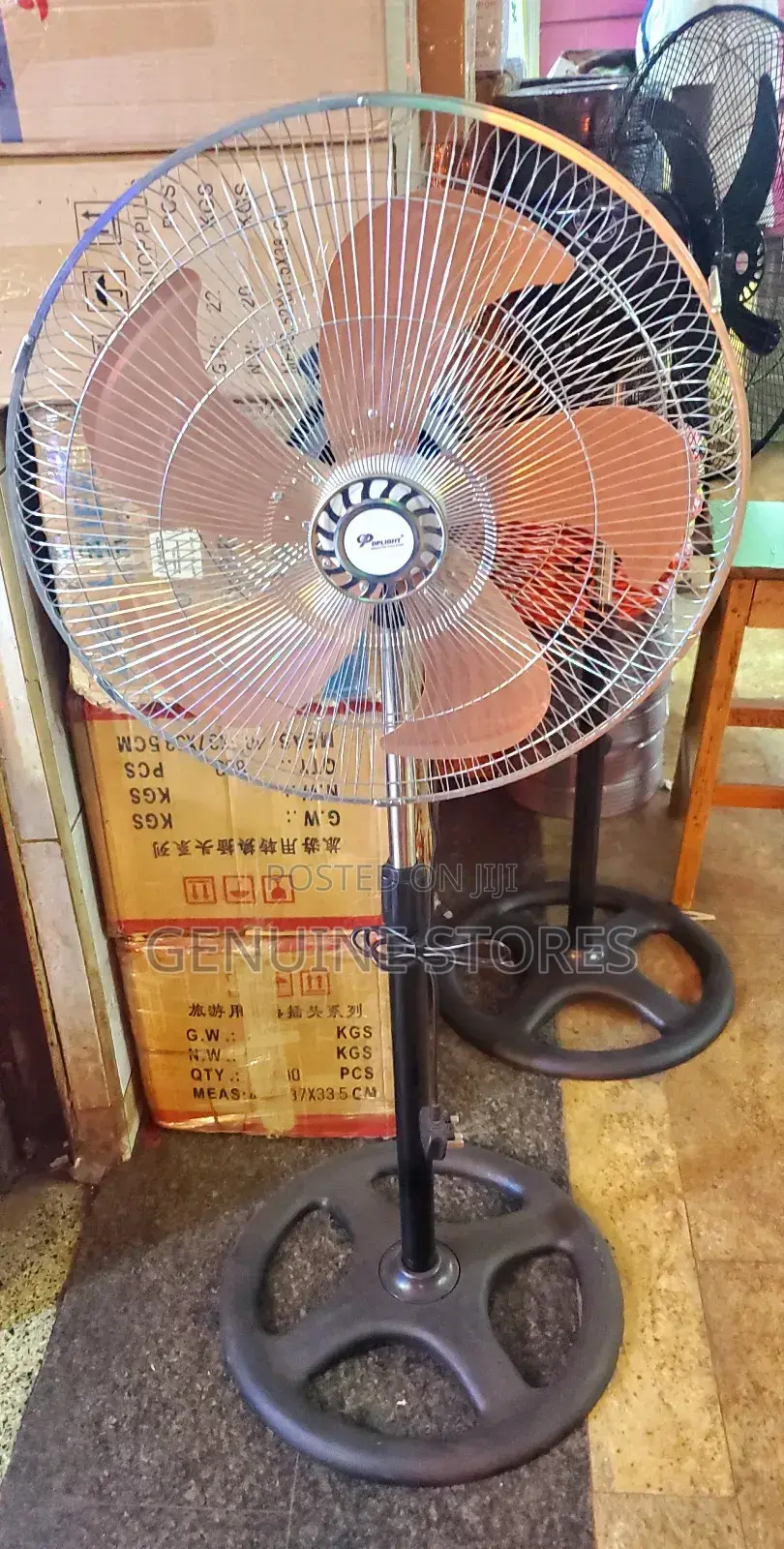 Dp Stand Fan / Metallic