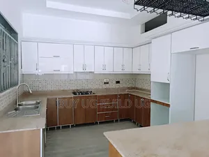 3bdrm House in Kira for rent