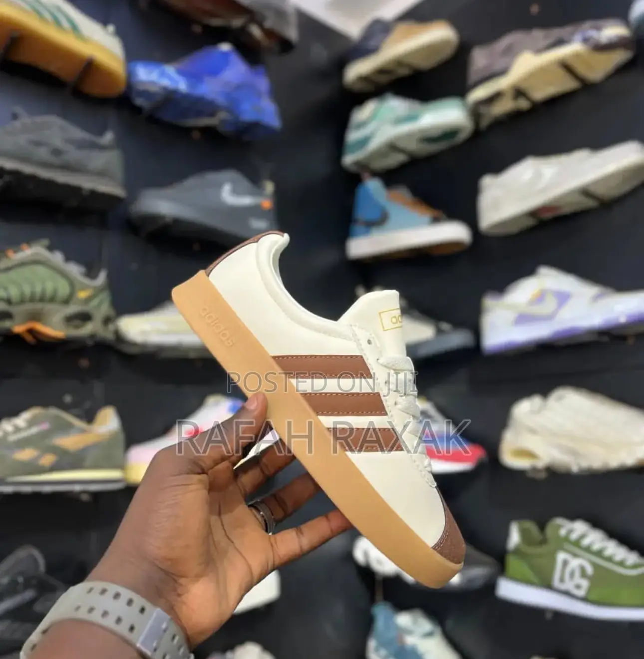 Adidas V1 Court Cream Brown Gum Sneaker