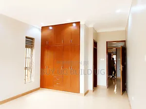 4bdrm Bungalow in Kira Mamelto Road for rent
