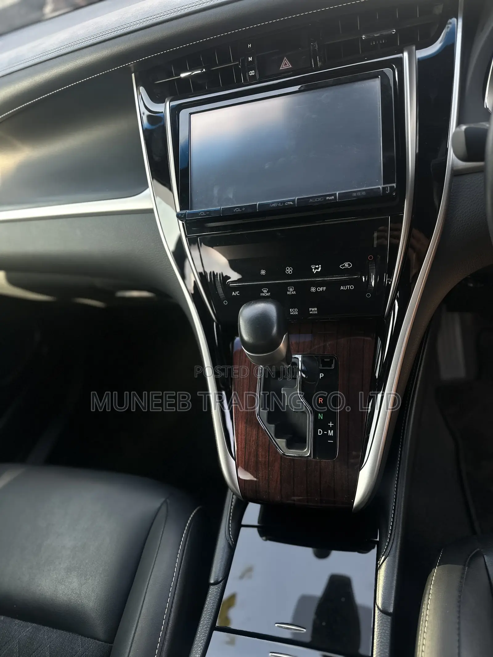 Toyota Harrier 2.0 2015 Black