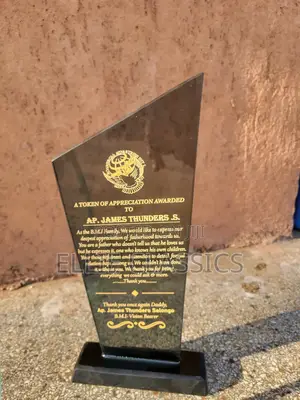 Photo - Black and Gold Award