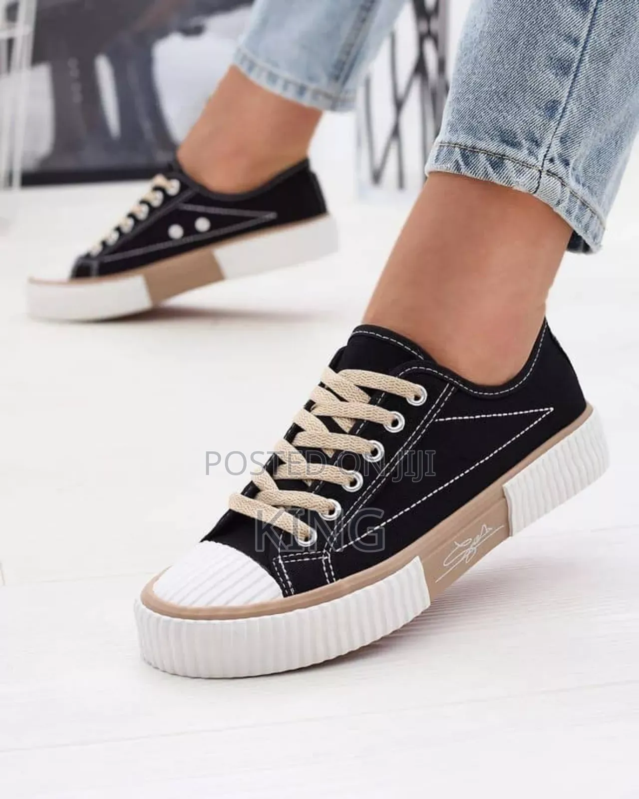 Certified Ultimate Sneakers. Ladies