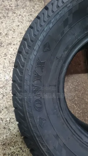 265/70r15 6pr Onyx Tyres
